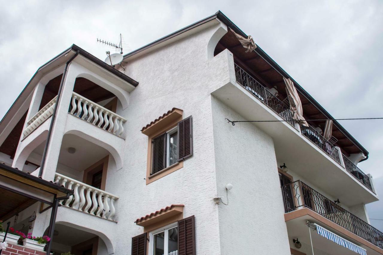 Guest House Ivo Lovran Εξωτερικό φωτογραφία